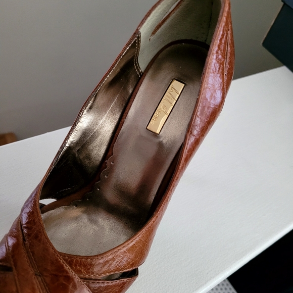 Wild Pair| Heels - Picture 11 of 12